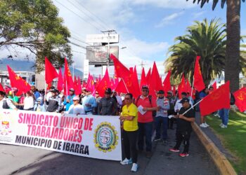 Ecuador (AIL): Massive May Day march in Ibarra