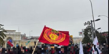 Ecuator (AIL): Successful class-struggle march through the city center in Santiago