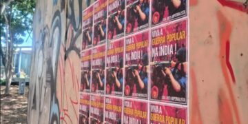 Brazil (AIL): Antiimperialist League Activists Put Up Posters in Brasília in Solidarity with the People’s War in India