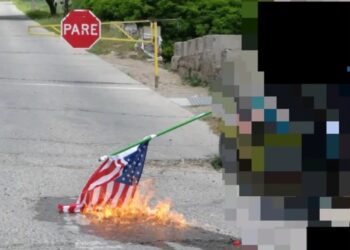 Chile (AIL): Revolutionary Activists Burn U.S. Flag During October 16 Protest in La Serena